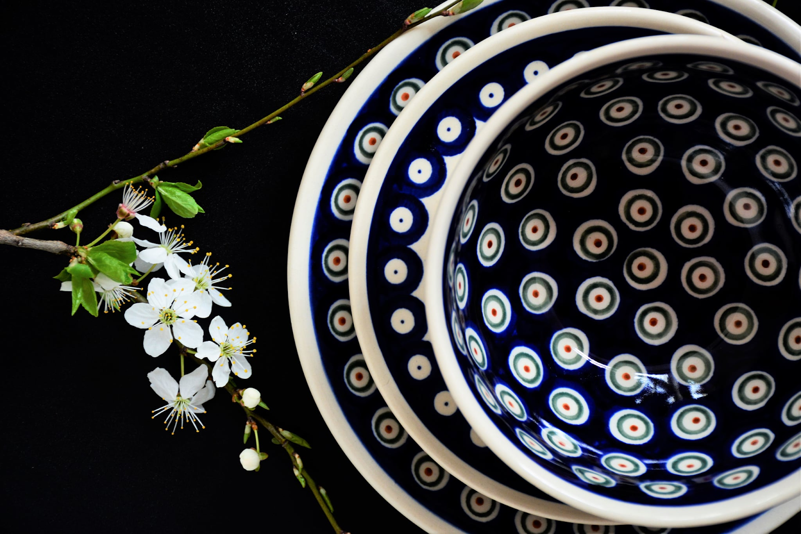 Can You Put Pottery in the Microwave?