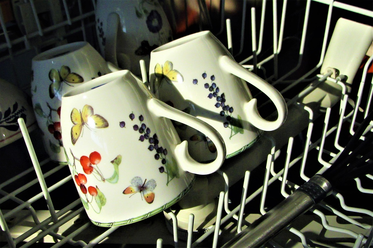 Can Handmade Pottery Go in the Dishwasher?