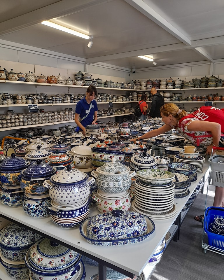Differences Between Porcelain and Ceramic